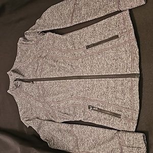 Lululemon Women's Charcoal Grey Define Jacket, Size 4.